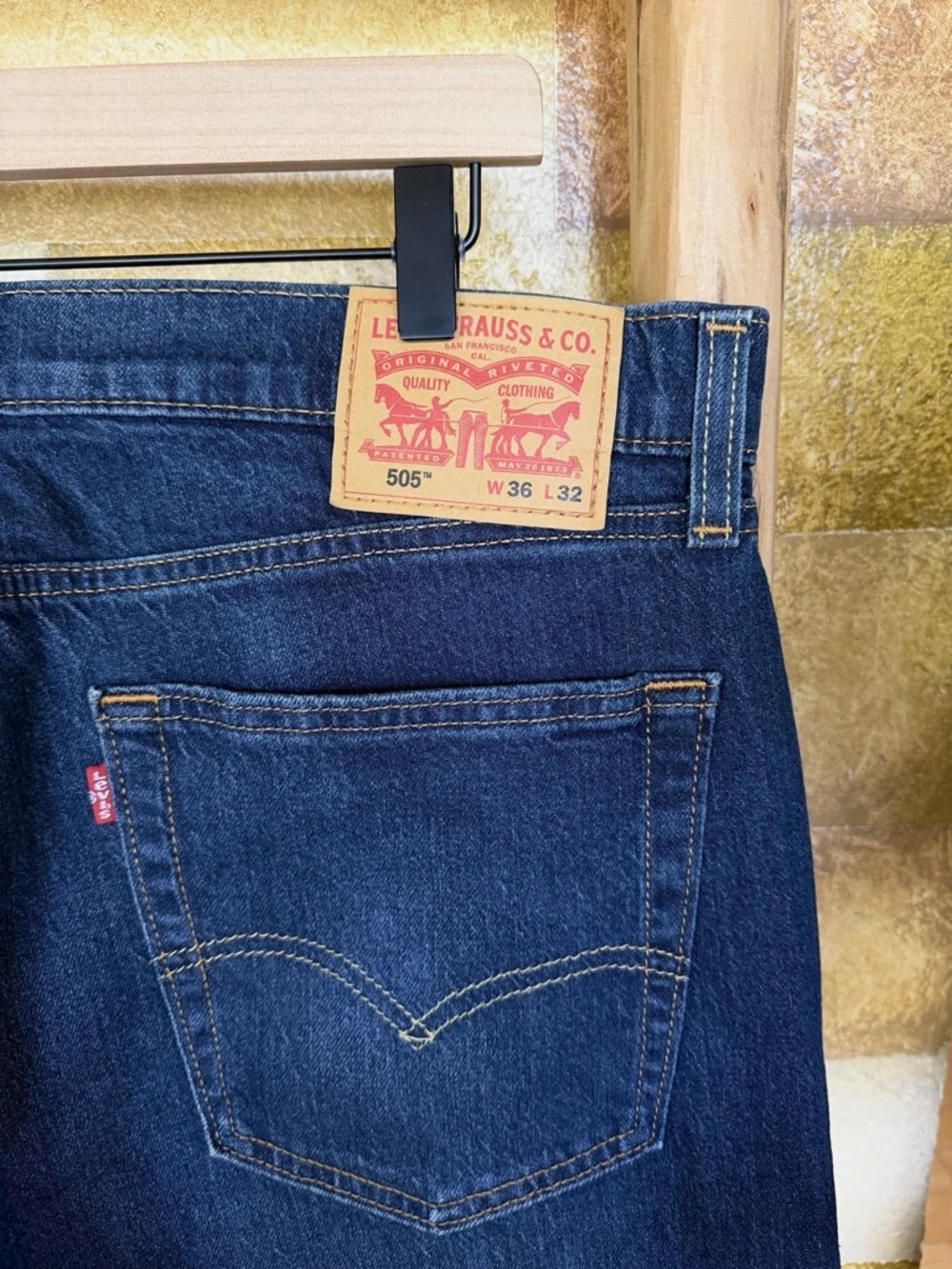 NEW Levi’s Men’s 505 Regular Dark Wash Blue Denim Straight Leg Jeans, Size 36x32